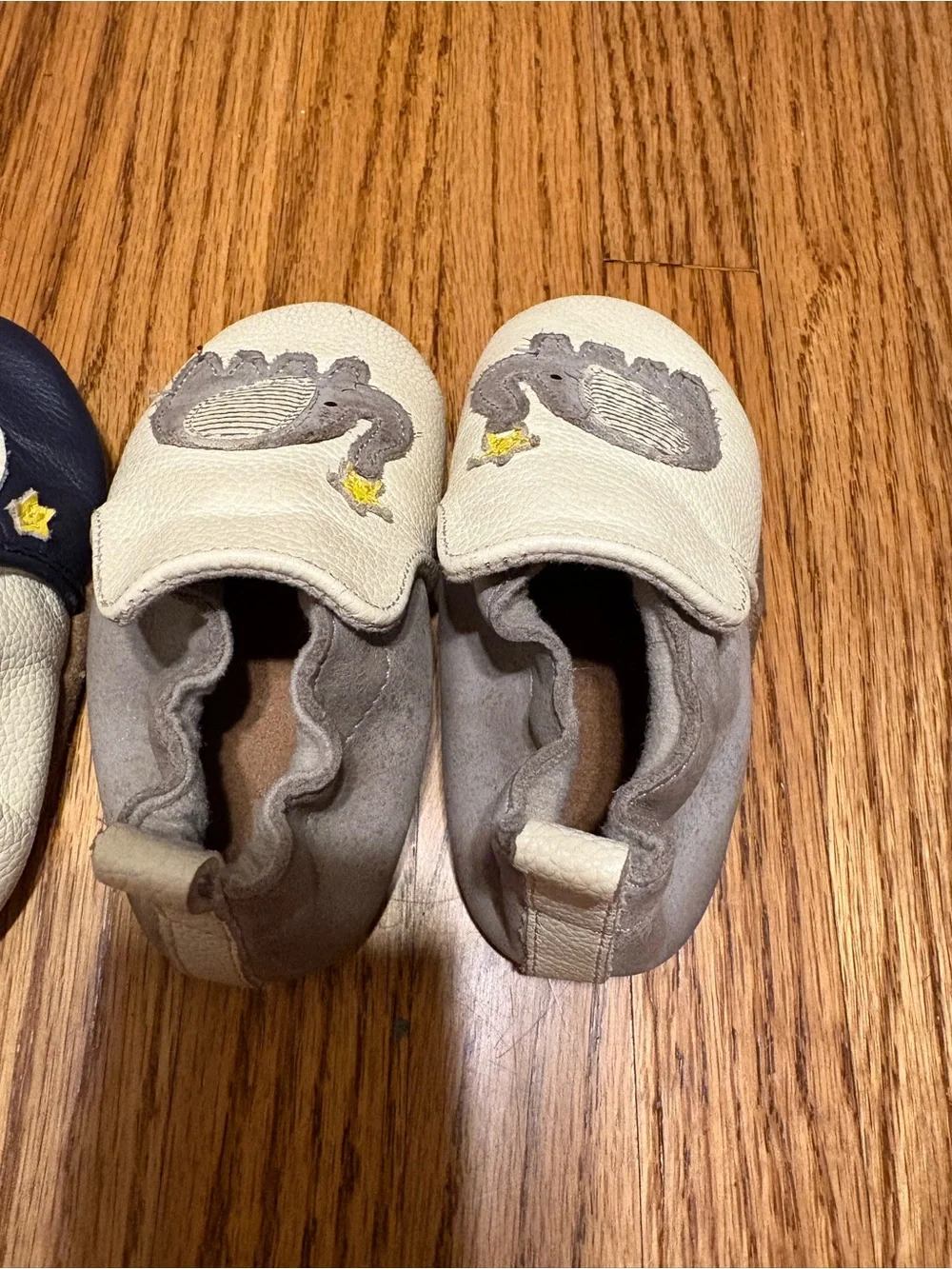 Robeez Soft Sole Leather Baby Shoe Bundle | Sizes 6-24 Months